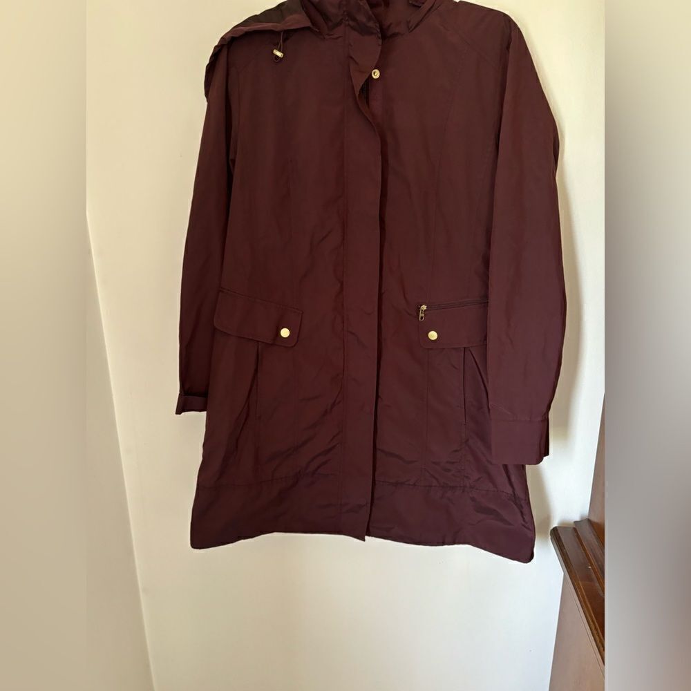 Cole Haan Signature Hooded Rain Jacket Anorak Wine Gold Hardware - Picture 12 of 14